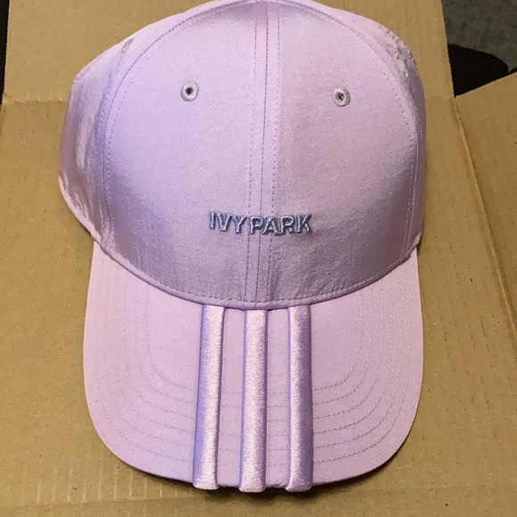 *SOLD* IVY PARK Backless Cap - Picture 3 of 7